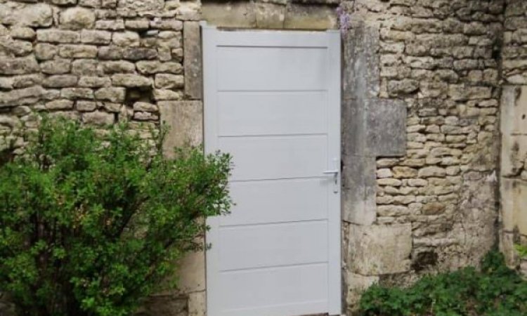  Porte extérieure en aluminium Orléans